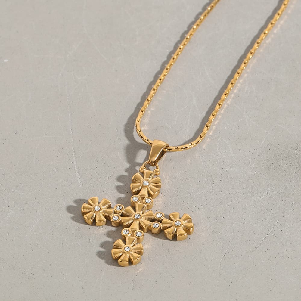 Cross Pendant Necklace