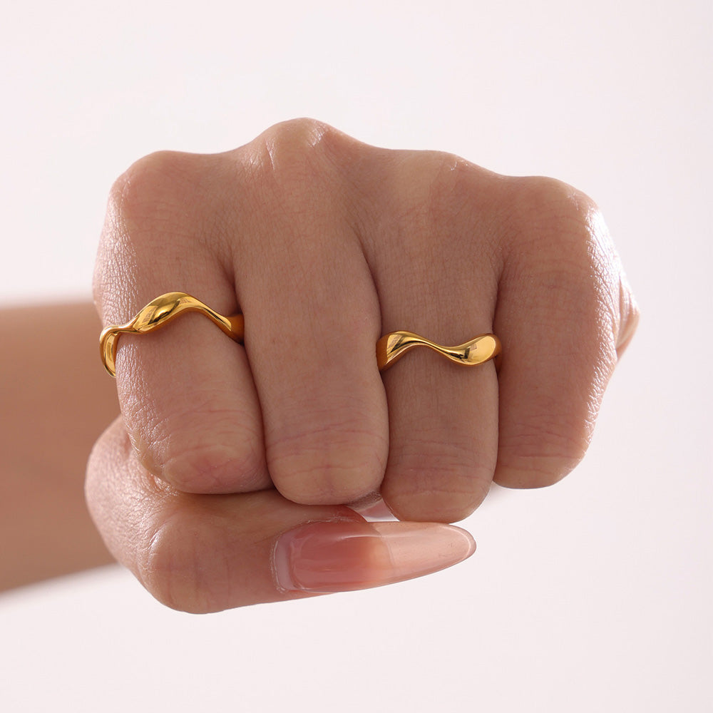 Wave-shaped Adjustable Ring